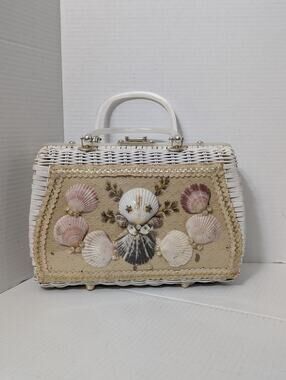 Vintage Princess Charming by Atlas Seashell White Wicker Lucite Handbag Purse